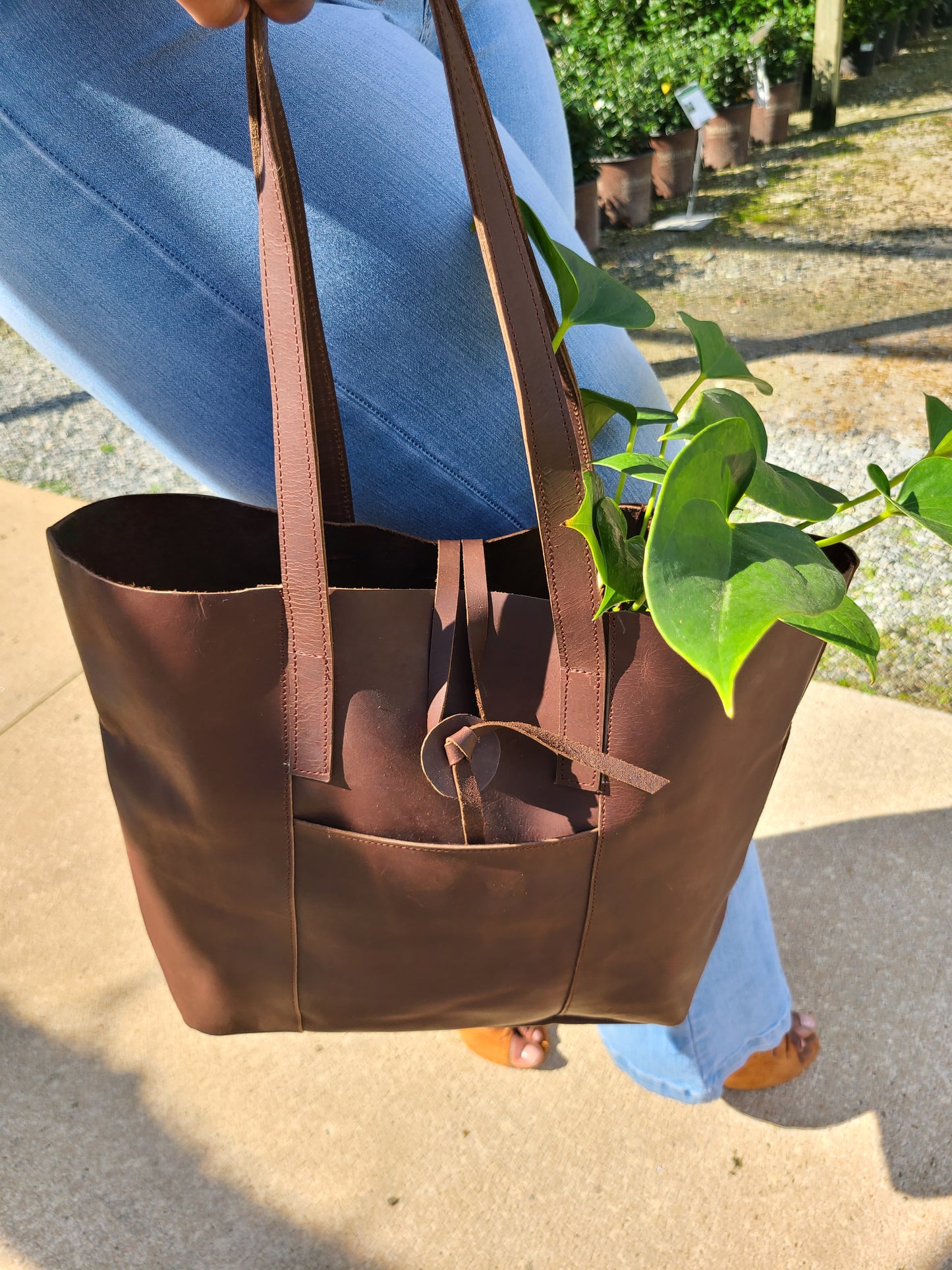 Women's Hunter Leather Tote Bag-Status Co. Leather Studio