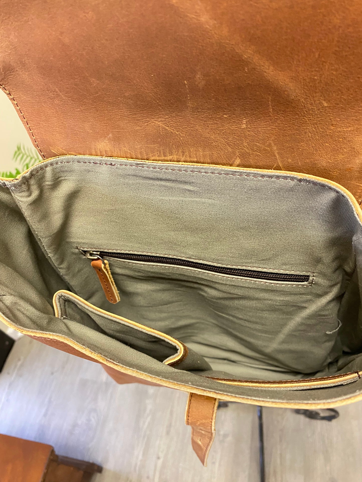 Women's Cowhide Travel Backpack-Status Co. Leather Studio